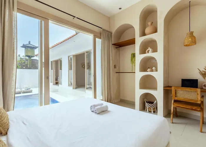 Villa Canggu Beach Coconut - Walking Distance To Beach & Bars!