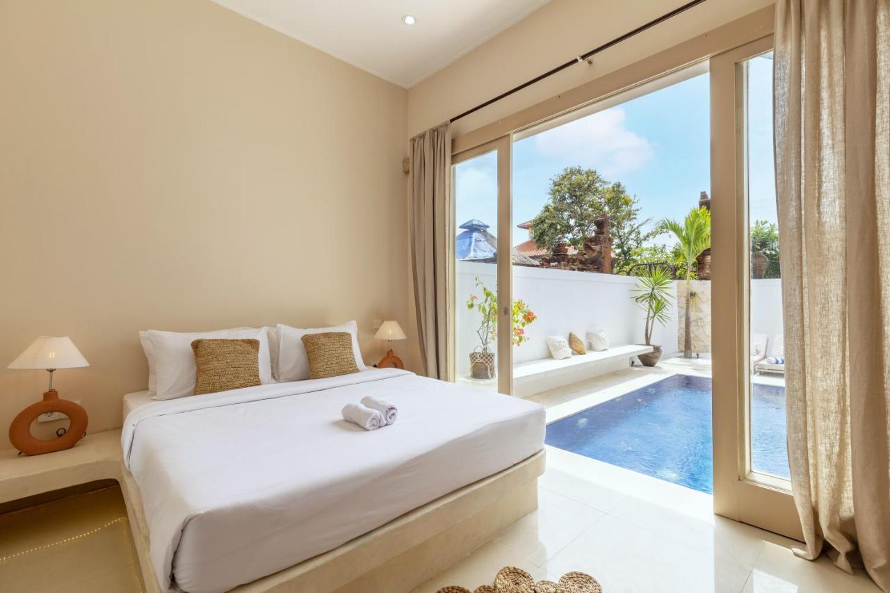 Coconut - Walking Distance To & Bars! *